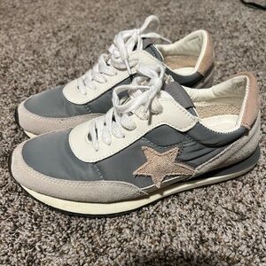 Vintage Havana Gray and Cream Star Sneakers